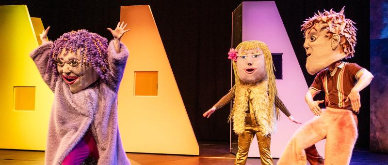 Die Schönen und das Biest / Kerstin Schomburg