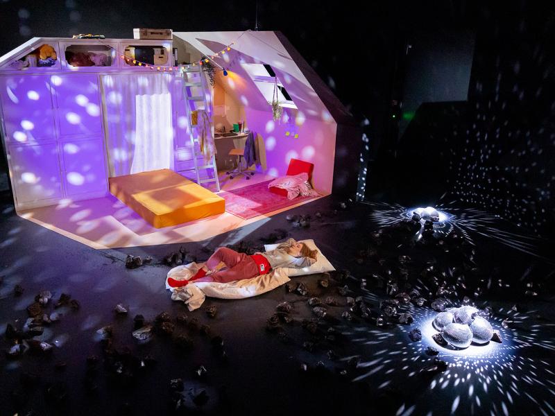 Out There / Sinje Hasheider