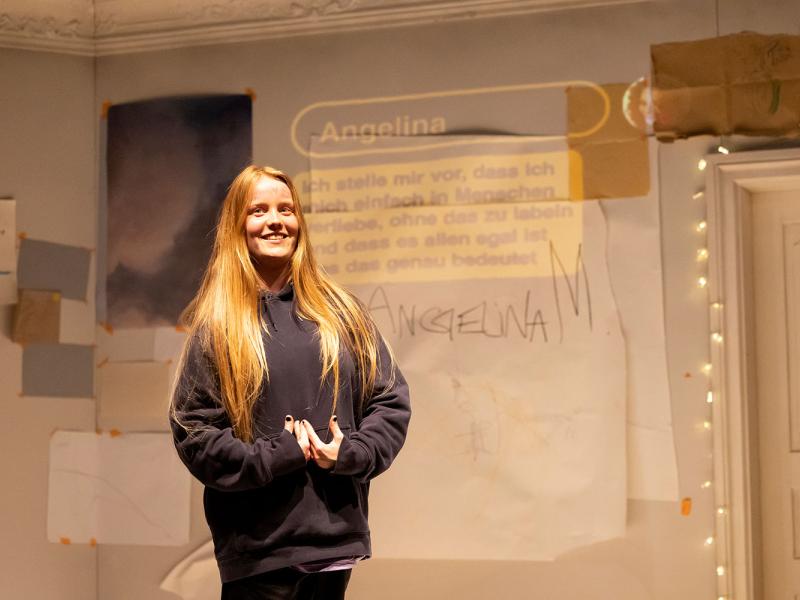 Out There / Sinje Hasheider