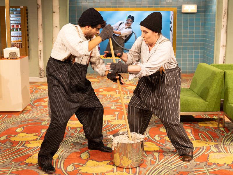 Tiere im Hotel / Sinje Hasheider