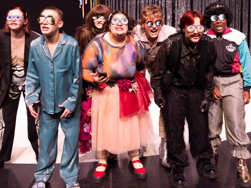 Im Spiegelsaal / Sinje Hasheider